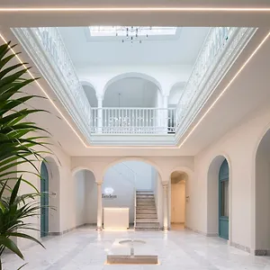 Tandem Solera Apartment